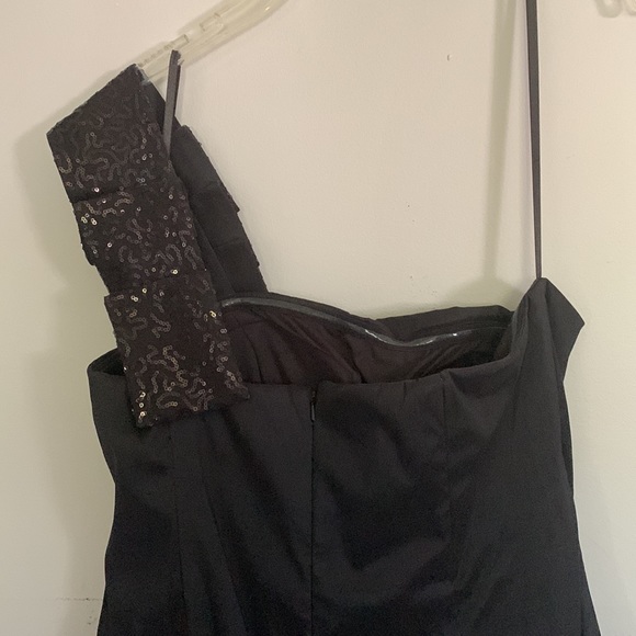 Amazing evening gown - Picture 5 of 5